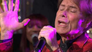 This Morning: Sir Cliff Richard performs new song 'Heart Of Christmas'
