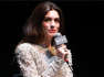 Anne Hathaway todavía quiere hacer la película de 'Barrio Sésamo'