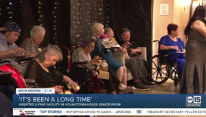 Youngtown community helps throw prom for assisted living residents