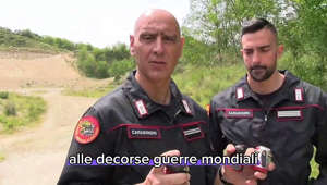 I carabinieri: fare attenzione perché molti di questi ordigni possono essere confusi con oggetti di uso comune come barattoli o contenitori metallici quando invece si tratta di pericolosi manufatti esplosivi