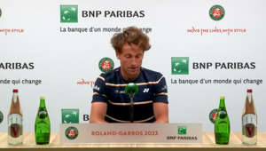 Lookalike Ruud seeking to go in one direction at Roland Garros