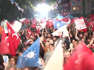 Kocaeli'de seçim kutlaması: Vatandaşlar sokağa akın etti