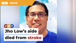 Kee Kok Thiam had reportedly told Malaysian authorities of the whereabouts of the fugitive financier in Macau.Read More: https://www.freemalaysiatoday.com/category/nation/2023/05/31/jho-lows-aide-died-from-stroke-say-lawyers/Laporan Lanjut: https://www.freemalaysiatoday.com/category/bahasa/tempatan/2023/05/31/pembantu-jho-low-meninggal-dunia-akibat-strok-kata-peguam/Free Malaysia Today is an independent, bi-lingual news portal with a focus on Malaysian current affairs. Subscribe to our channel - http://bit.ly/2Qo08ry ------------------------------------------------------------------------------------------------------------------------------------------------------Check us out at https://www.freemalaysiatoday.comFollow FMT on Facebook: http://bit.ly/2Rn6xEVFollow FMT on Dailymotion: https://bit.ly/2WGITHMFollow FMT on Twitter: http://bit.ly/2OCwH8a Follow FMT on Instagram: https://bit.ly/2OKJbc6Follow FMT on TikTok : https://bit.ly/3cpbWKKFollow FMT Telegram - https://bit.ly/2VUfOrvFollow FMT LinkedIn - https://bit.ly/3B1e8lNFollow FMT Lifestyle on Instagram: https://bit.ly/39dBDbe------------------------------------------------------------------------------------------------------------------------------------------------------Download FMT News App:Google Play – http://bit.ly/2YSuV46App Store – https://apple.co/2HNH7gZHuawei AppGallery - https://bit.ly/2D2OpNP#FMTNews #JhoLow #KeeKokThiam #Died #Stroke #1MDB