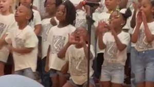 A little girl graduating from kindergarten lit up the room with her enthusiasm while singing and dancing on stage next to her classmates. TODAY’s Hoda Kotb has your Morning Boost.