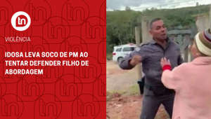 Uma idosa de 70 anos levou um soco no rosto de um Policial Militar (PM) ao tentar defender o filho de uma abordagem policial. A situação foi registrada na terça-feira (30) na zona rural de Igaratá, região de São José dos Campos, em São Paulo. Assista o vídeo: