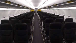 Sen. Duckworth asks FAA to examine plane seat sizes