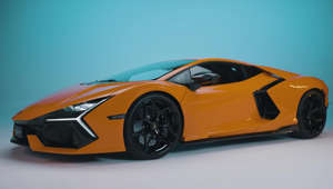 On March 29, Lamborghini unveiled the Revuelto, the first super sports V12 plug-in hybrid HPEV. Federico Foschini, Chief Marketing and Sales Officer at Automobili Lamborghini, takes us behind the scenes of the project and the positioning strategy for the model in the latest in a series of three short films.