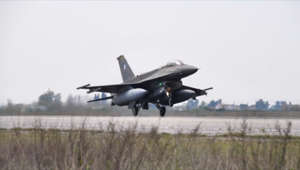 Ukraine bekommt offenbar "signifikante Zahl" F-16-Jets geliefert!
