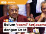Seorang pemimpin Bersatu berkata, belum ada rancangan bekerjasama secara rasmi dengan Dr Mahathir Mohamad, khasnya untuk PRN.Laporan Lanjut: https://www.freemalaysiatoday.com/category/bahasa/tempatan/2023/06/02/belum-ada-kerjasama-rasmi-dengan-dr-m-kata-pemimpin-bersatu/ Read More: https://www.freemalaysiatoday.com/category/nation/2023/06/02/no-formal-tie-up-with-dr-m-yet-says-bersatu-man/Free Malaysia Today is an independent, bi-lingual news portal with a focus on Malaysian current affairs. Subscribe to our channel - http://bit.ly/2Qo08ry ------------------------------------------------------------------------------------------------------------------------------------------------------Check us out at https://www.freemalaysiatoday.comFollow FMT on Facebook: http://bit.ly/2Rn6xEVFollow FMT on Dailymotion: https://bit.ly/2WGITHMFollow FMT on Twitter: http://bit.ly/2OCwH8a Follow FMT on Instagram: https://bit.ly/2OKJbc6Follow FMT on TikTok : https://bit.ly/3cpbWKKFollow FMT Telegram - https://bit.ly/2VUfOrvFollow FMT LinkedIn - https://bit.ly/3B1e8lNFollow FMT Lifestyle on Instagram: https://bit.ly/39dBDbe------------------------------------------------------------------------------------------------------------------------------------------------------Download FMT News App:Google Play – http://bit.ly/2YSuV46App Store – https://apple.co/2HNH7gZHuawei AppGallery - https://bit.ly/2D2OpNP#FMTNews #MahathirMohamad #MuhyiddinYassin #Bersatu #BelumRasmi #Kerjasama