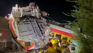 Passengers describe massive train crash in India