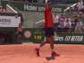 Novak Djokovic s'est qualifié en 8es de finale de Roland-Garros après sa victoire face à Alejandro Davidovich-Fokina (7-6 [4], 7-6 [5], 6-2).
