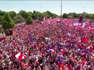 Des centaines de milliers de Polonais manifestent à Varsovie contre le gouvernement