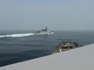 La nave cinese che taglia la strada al destroyer Usa nello stretto di Taiwan