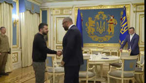 Zelenskyy meets UK foreign secretary in Kyiv