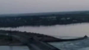 Ukraine dam burst causes flooding and evacuations