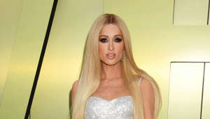 Paris Hilton une fuerzas con Kim Petras para crear una nueva versión de 'Stars Are Blind'
