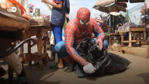 Nigéria: O "Homem-Aranha" numa missão para limpar as ruas