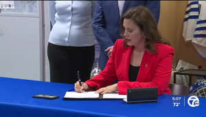 Gov. Whitmer signs legislation to prevent distracted driving