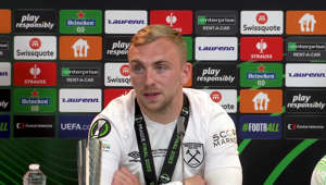 David Moyes and West Ham match winner Jarrod Bowen on 2-1 Fiorentina Europa Conference League win. The Irons success ended their 43-year wait for silverware and was manager Moyes first major trophy in 25-years and secured a place in next season's Europa League competition