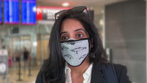 Philadelphia travelers wear face masks amid poor air quality