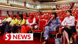 While it was hard not to notice the presence of DAP representatives at the Umno Wanita and Puteri meetings on Friday (June 9), their hosts somewhat downplayed their attendance.Read more at https://bit.ly/3P3P5FUWATCH MORE: https://thestartv.com/c/newsSUBSCRIBE: https://cutt.ly/TheStarLIKE: https://fb.com/TheStarOnline