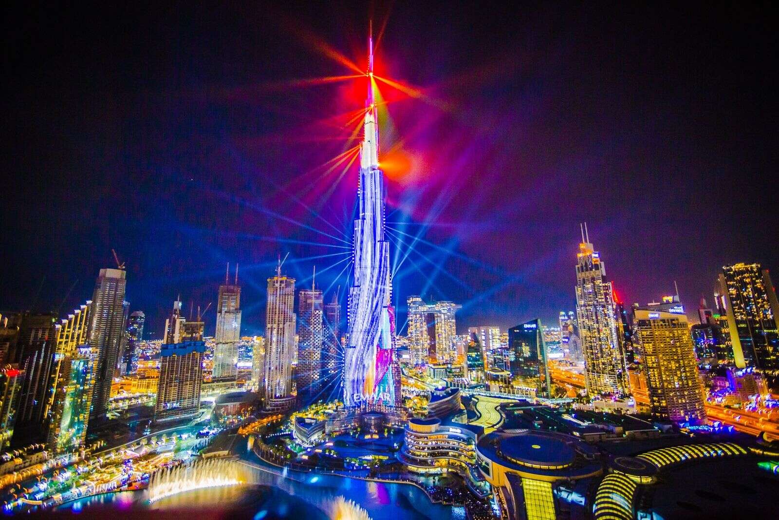 New Year In Uae What To Expect At This Years Burj Khalifa Fireworks