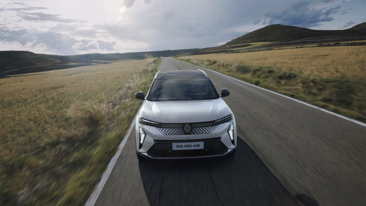 Renault D Voile Le Sc Nic E Tech Lectrique Avec Sa Belle Autonomie Et