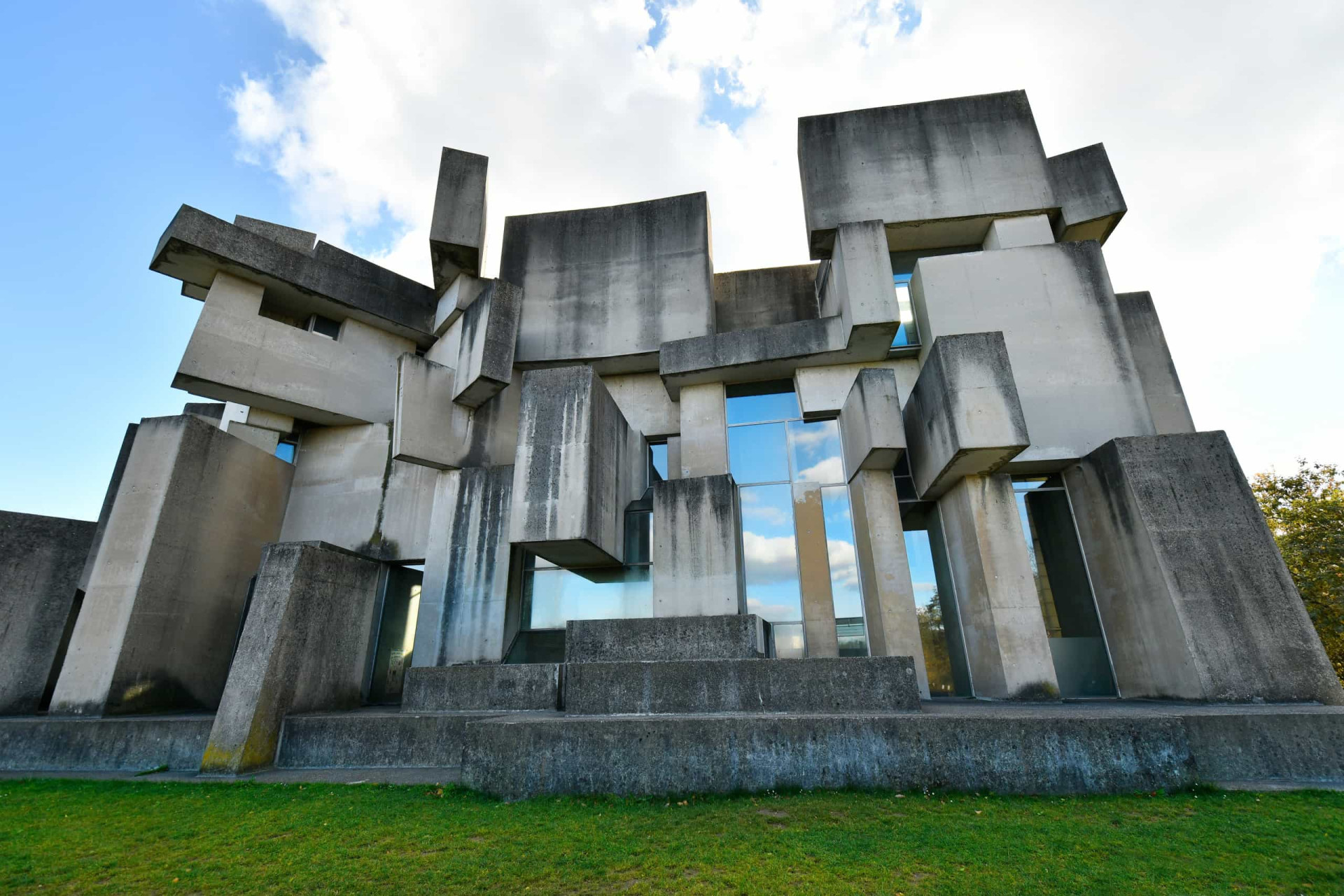 Bask In The Brilliance Of Brutalist Architecture