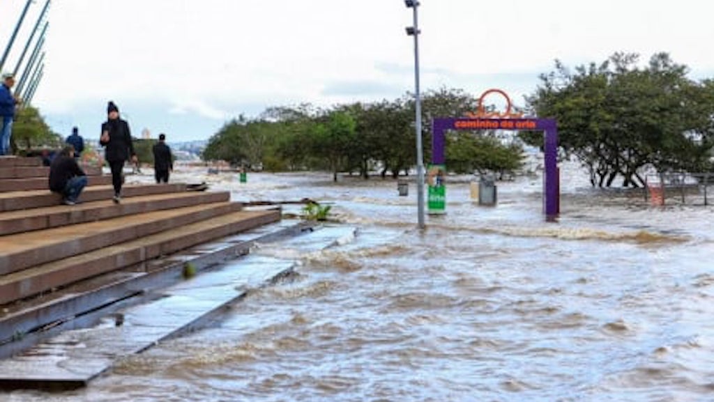 Fortes Chuvas Causam Estragos No Rio Grande Do Sul