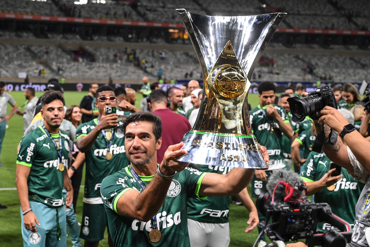 Abel Ferreira Renova O Palmeiras At Ao Final De