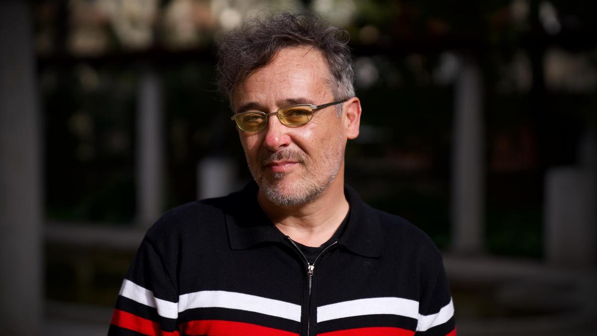 Santi Balmes escritor y líder de Love of Lesbian Desde Catalunya