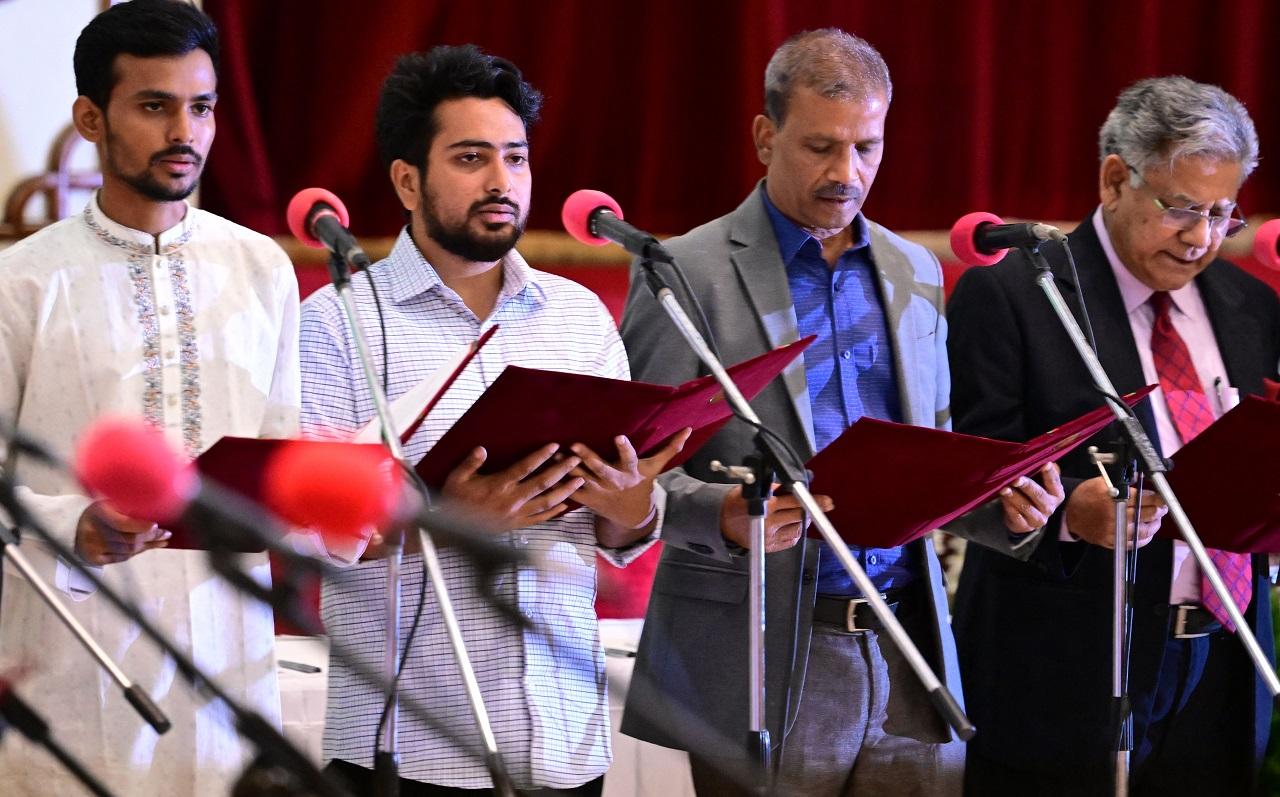 In Photos Members Of Bangladeshs Interim Govt Sworn In With Muhammad