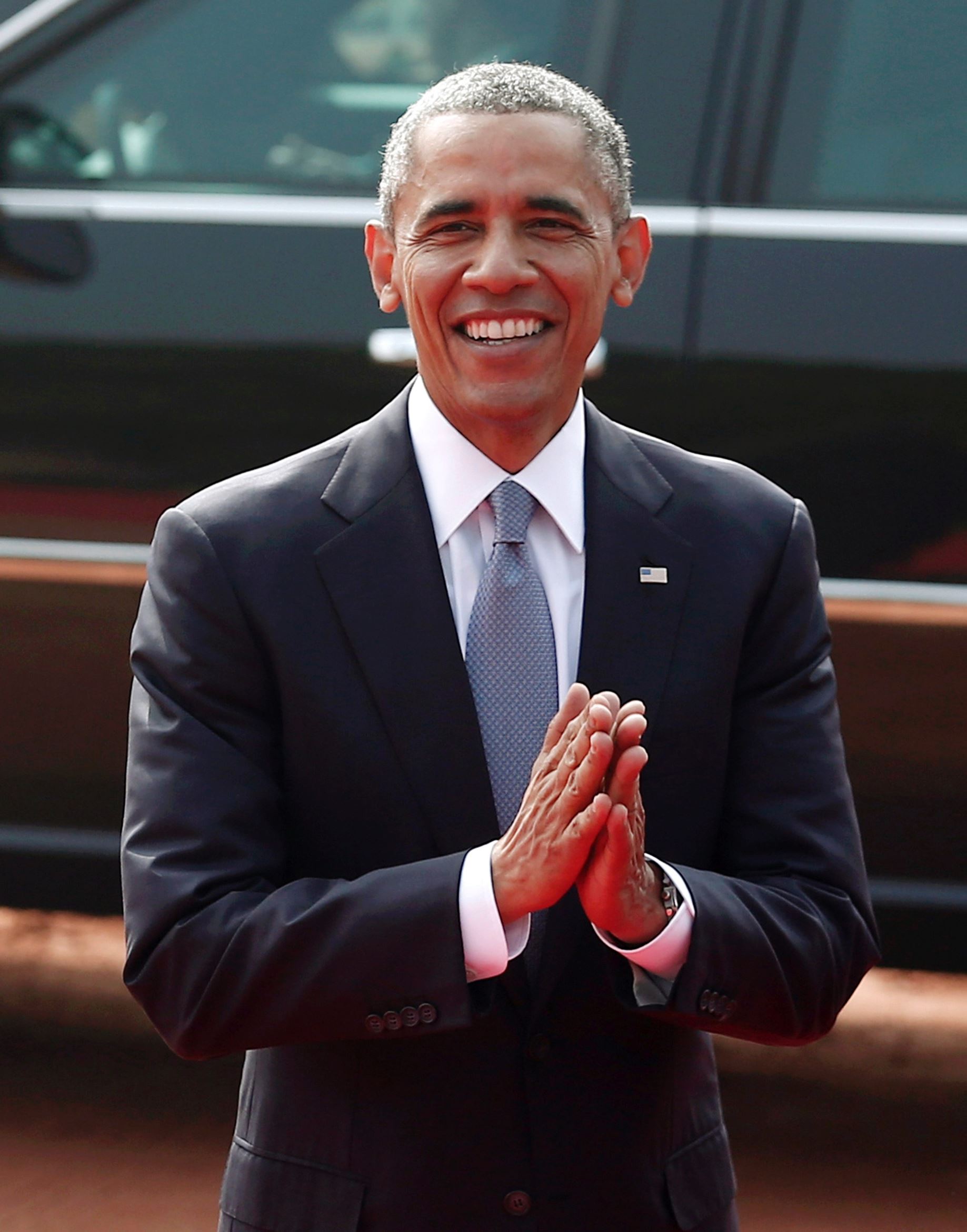 Obama lost 400,000 followers Twitter.