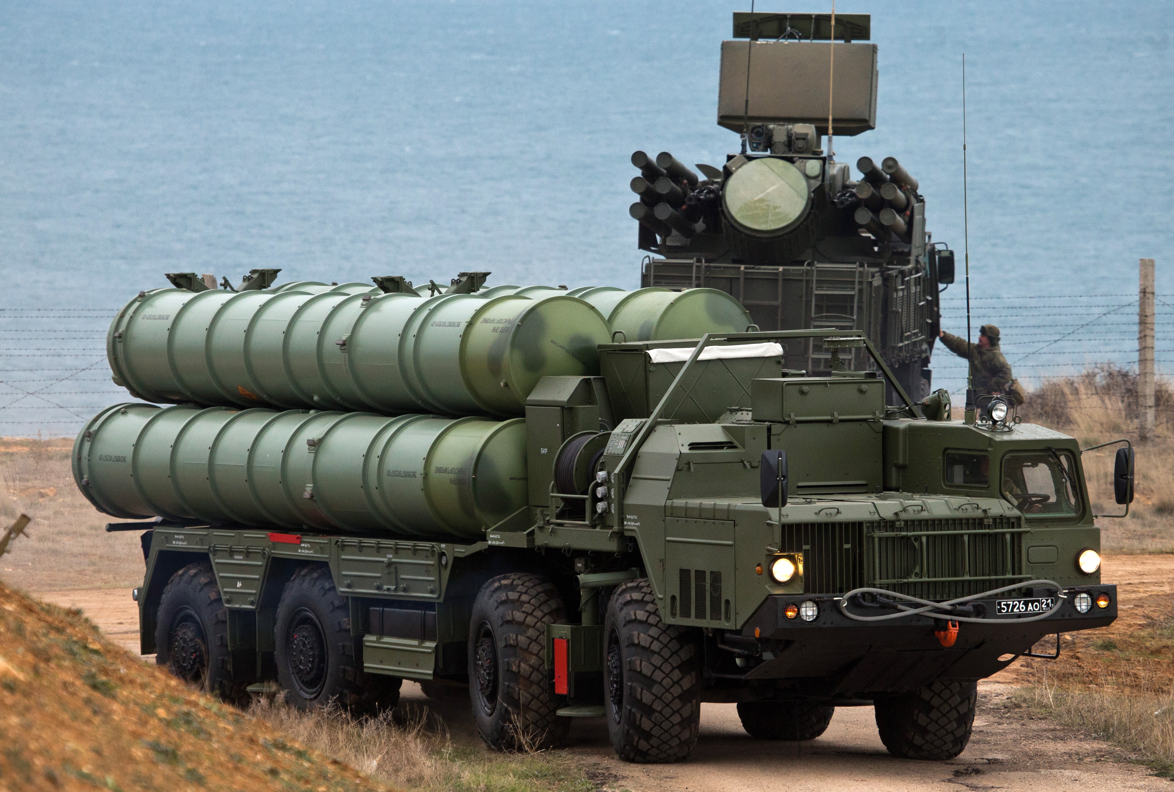 India defy Russian deal