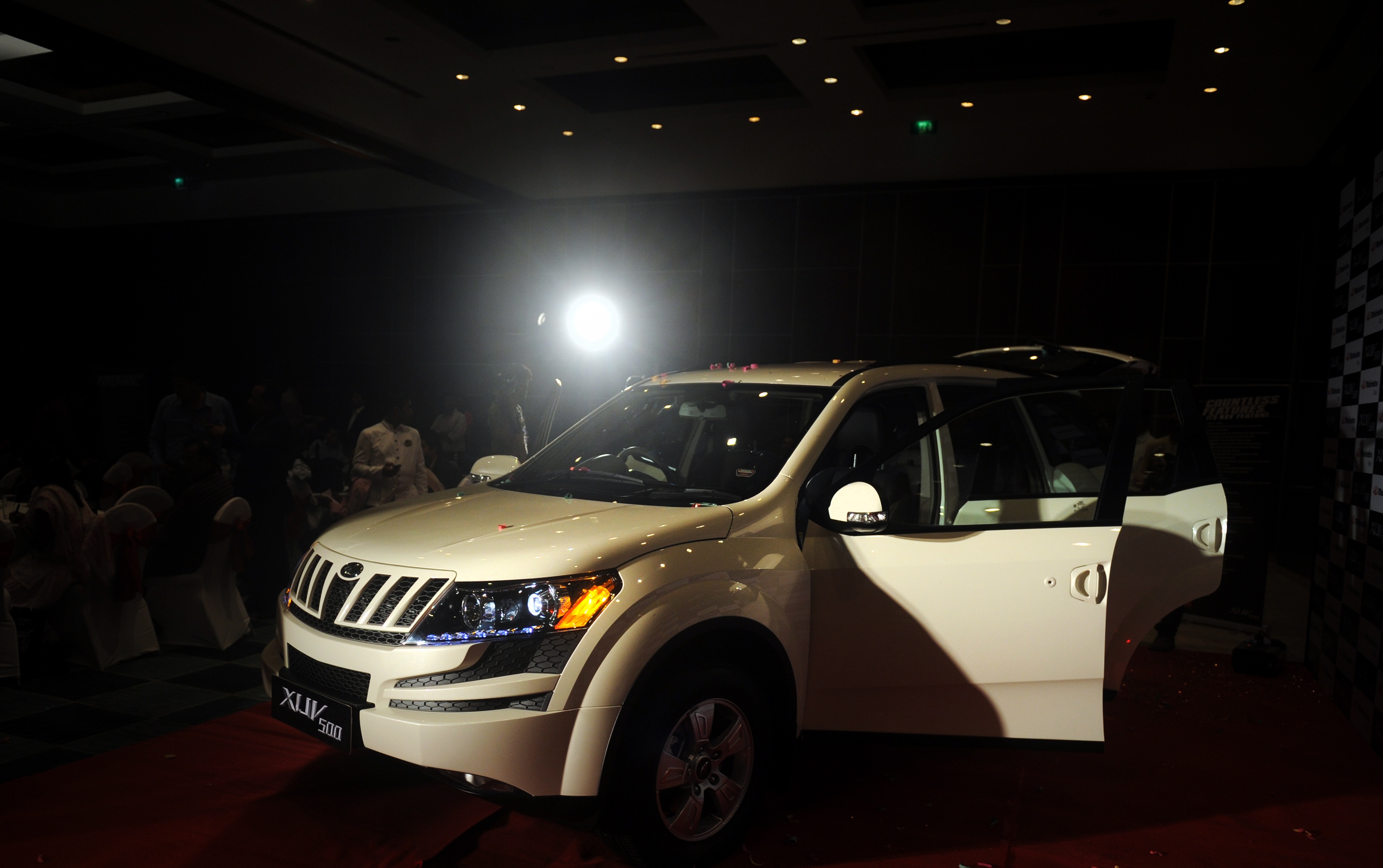 Five popular seven seater vehicles