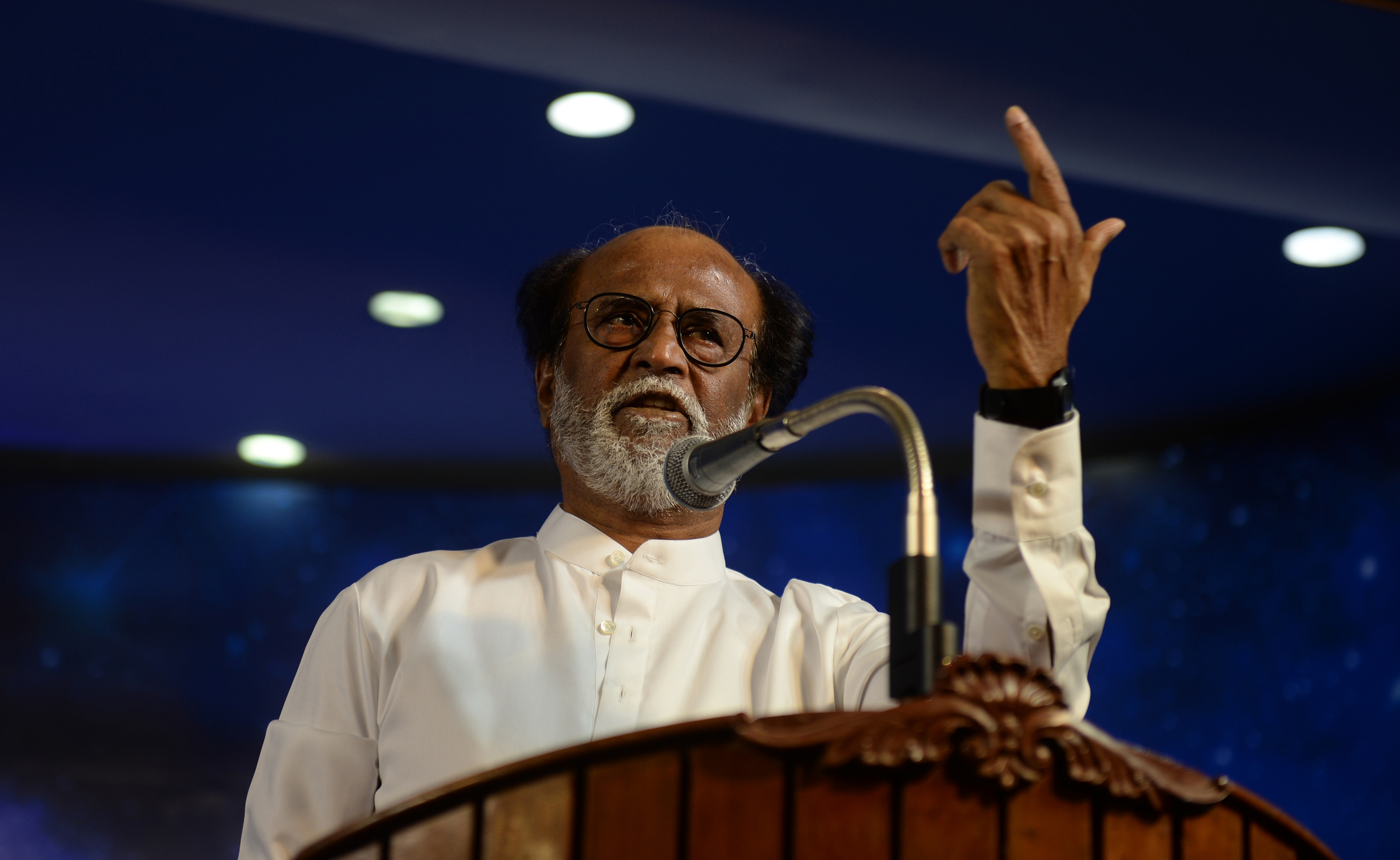 Rajini supports simultaneous polls