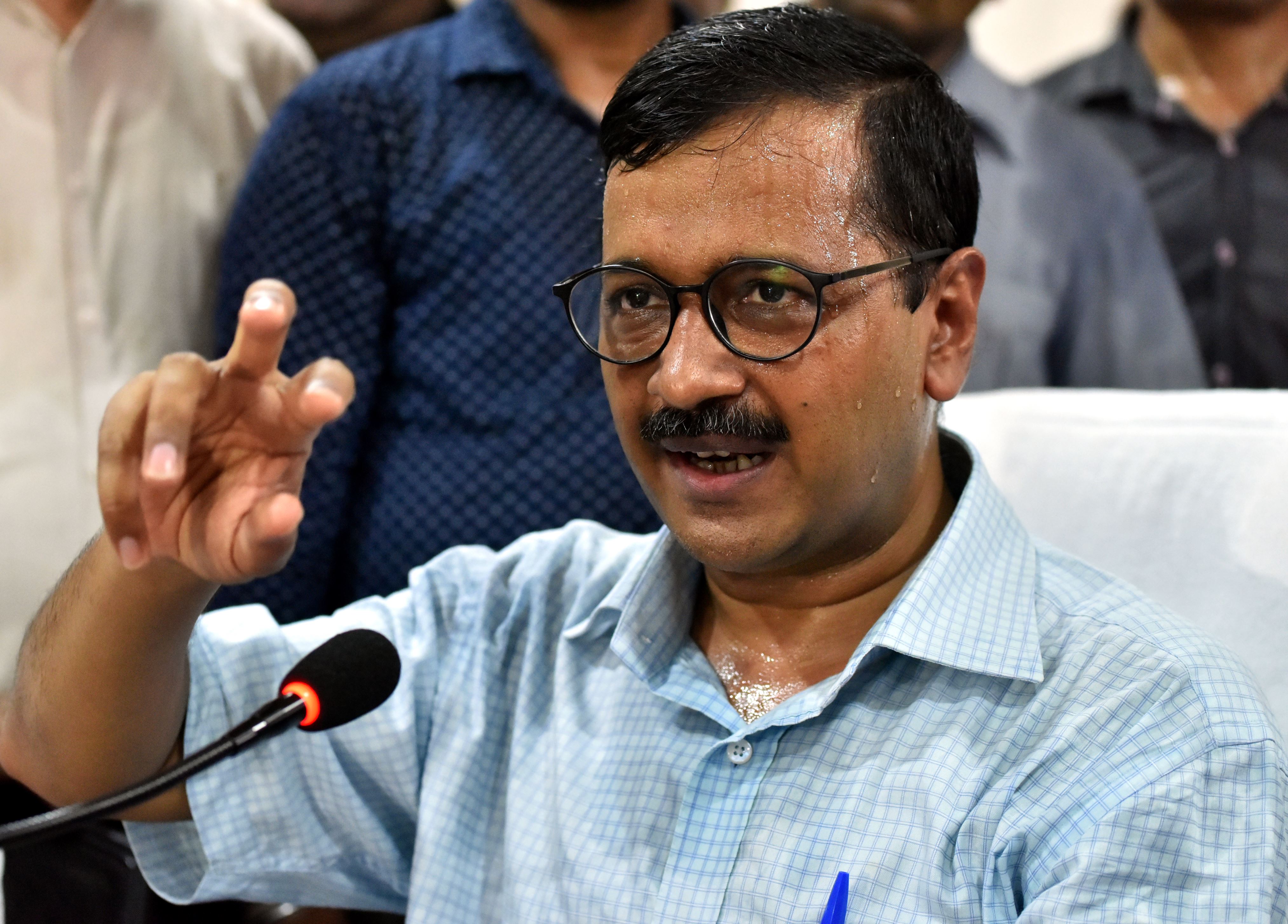 Kejriwal tears into Modi