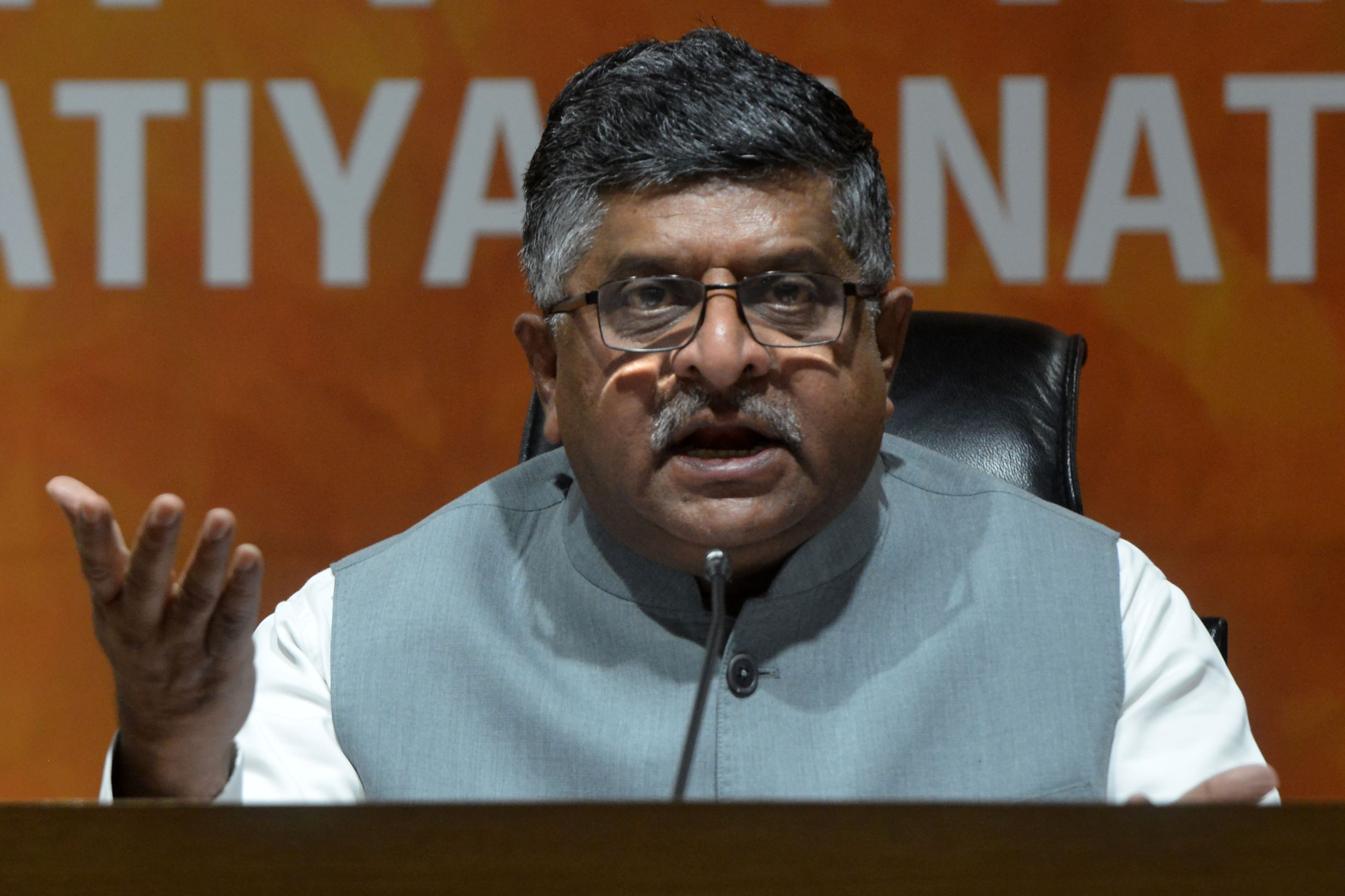 'Aadhaar can't hacked even billion