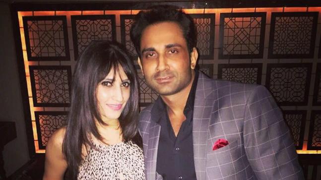 Delhi: hostess' husband arrested