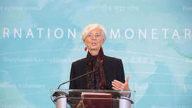 Bce, Lagarde: aumento dei tassi necessario anche per l'Italia