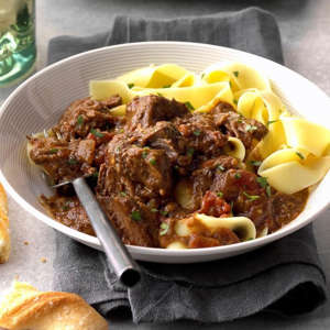 Slow Cooker Beef With Red Sauce Exps Thca18 49370 C11 03 3b 2