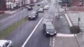 Driver turns into supermarket from bus lane in Hull