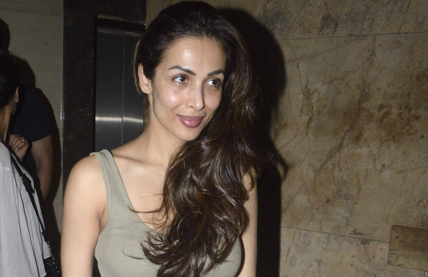 guess that outfit Malaika Arora