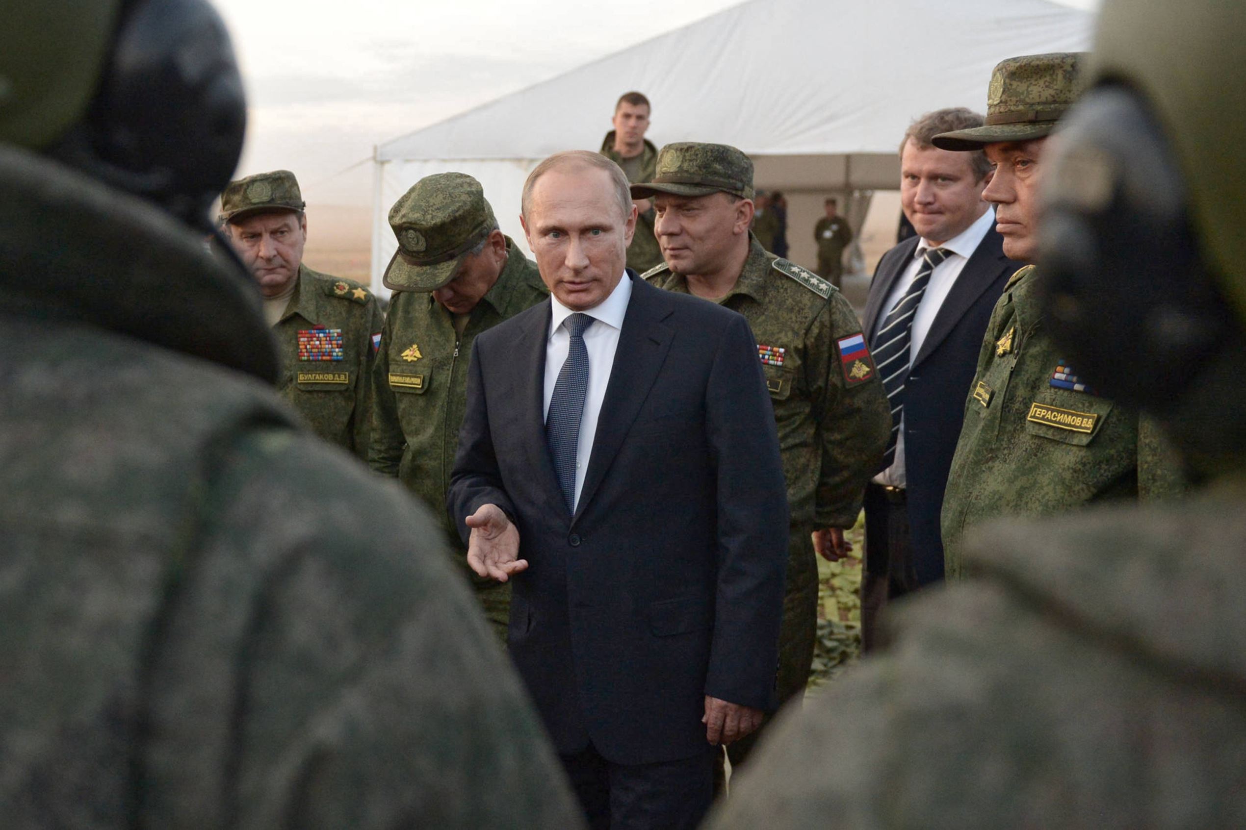 House passes Russia sanctions bill,