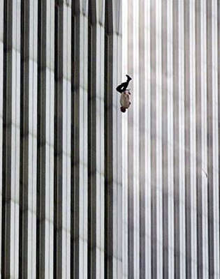 5 photos du 11 septembre 2001 que nous ne pouvons pas oublier... AAebY9m