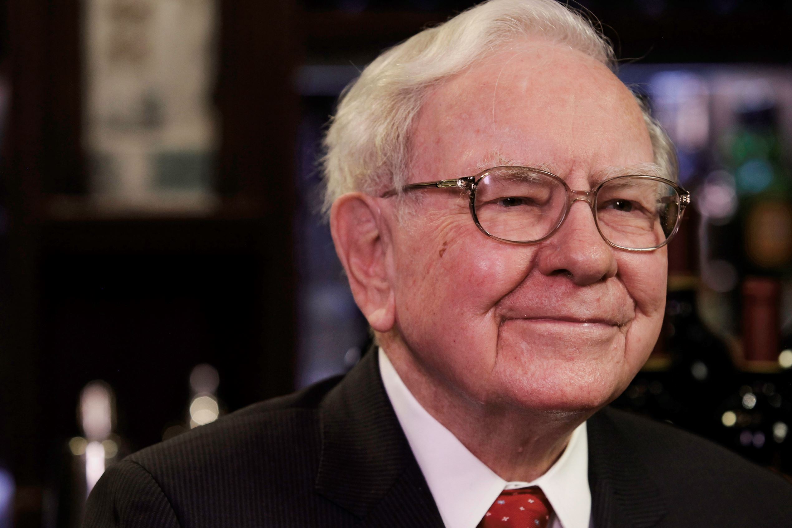 Warren Buffett still uses flip