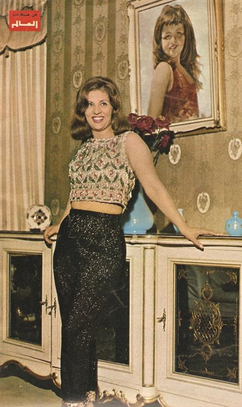 صور نادرة من منازل نجوم