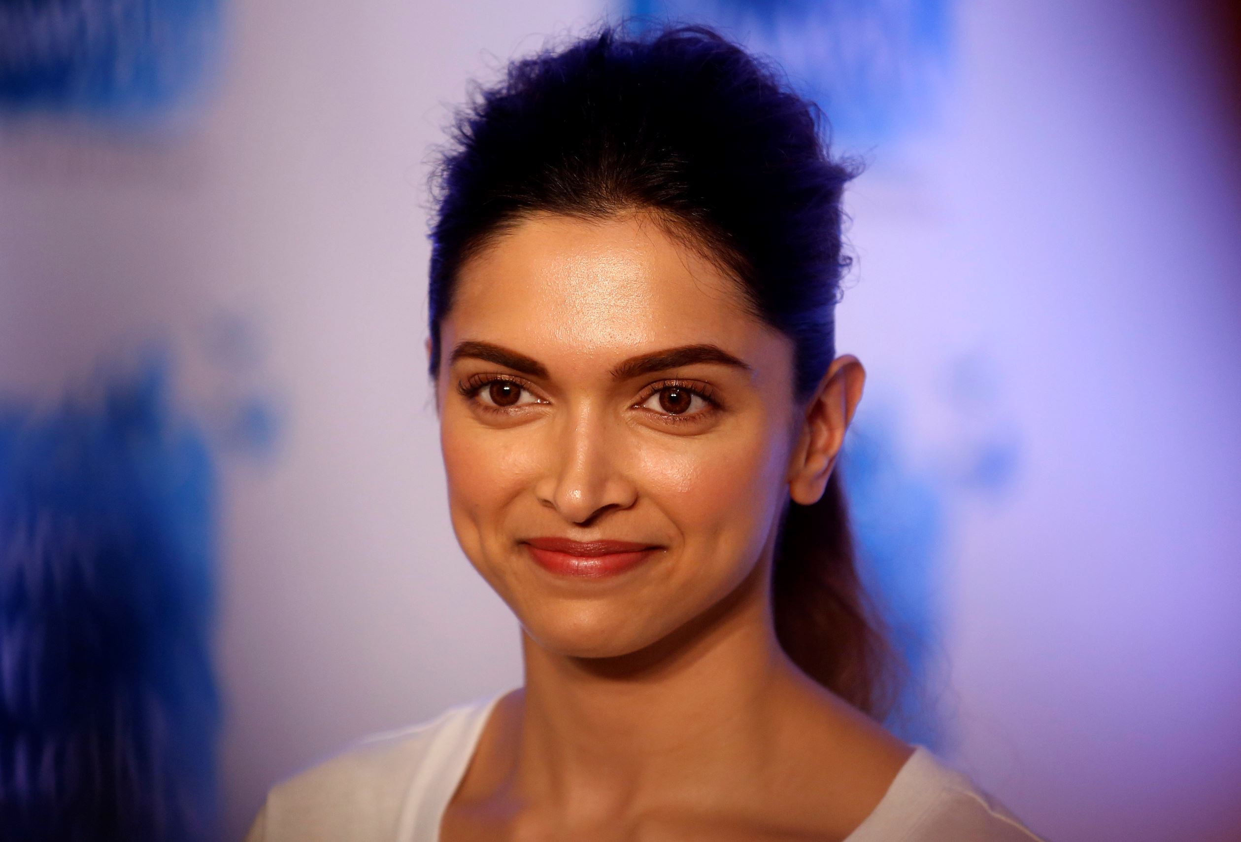 Deepika: News, photos & videos