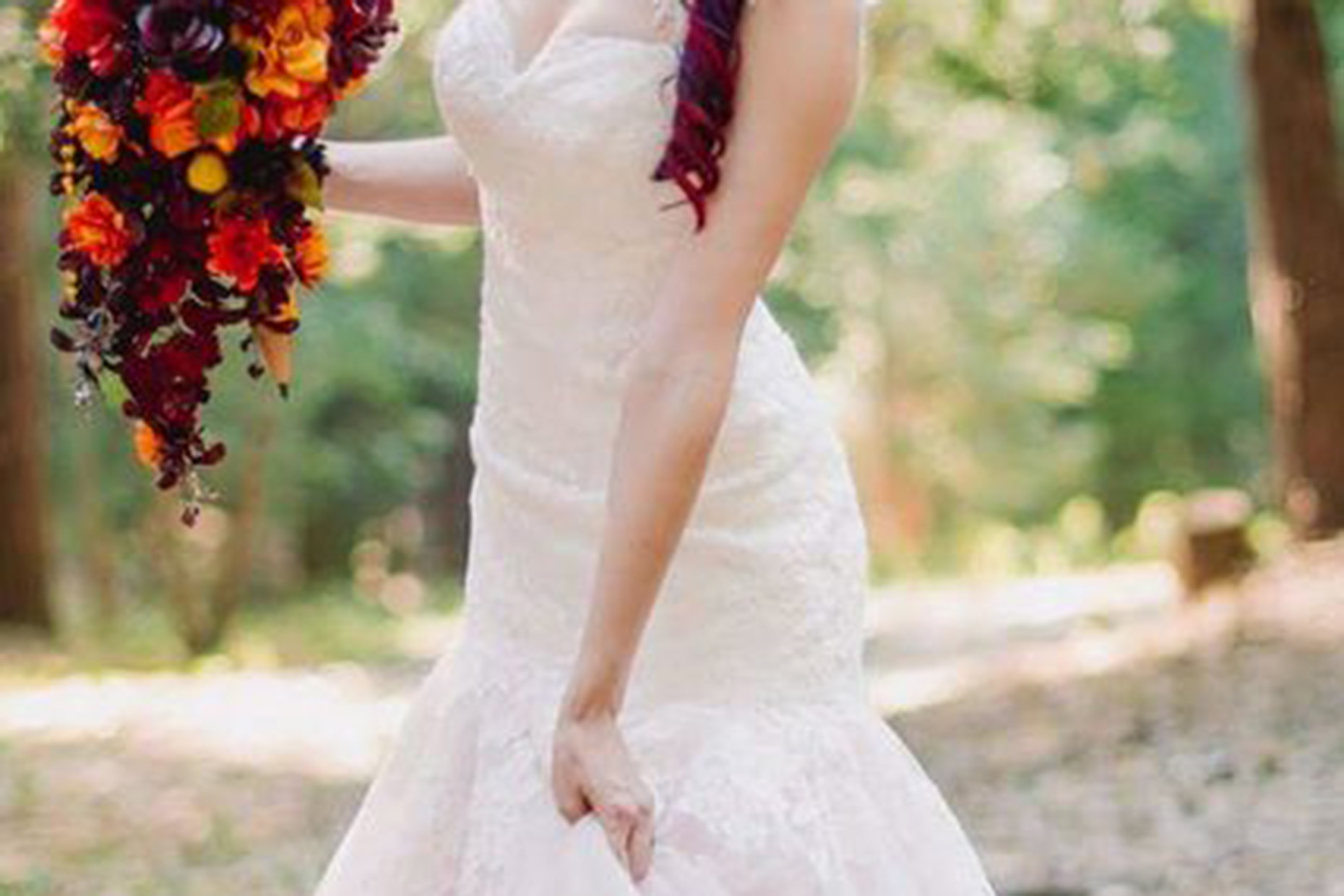 wedding dress that's dividing opinion