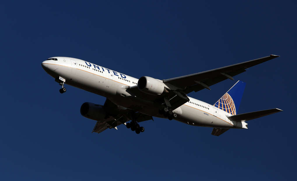 <span style="color:#333333;font-size:13px;line-height:18.5714px;background-color:#ebebe4;">File photo dated 28/01/16 of a United Airlines plane</span>